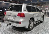 Toyota Land Cruiser VXR 2013 V8 